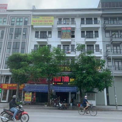 ????Nhà mặt phố Tôn Đức Thắng diện tích 130m đất chỉ 56 tỷ.
Sổ vuông pháp lý cực đẹp ĐÃ HẠ KỊCH SÀN