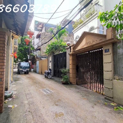 39m² – Mặt tiền 3.1m – Giá 6.4 Tỷ – Nhà Đẹp Dân Xây, Ngõ Thông, Ô Tô Đỗ Cửa – Ngọc Thụy, Long Biên