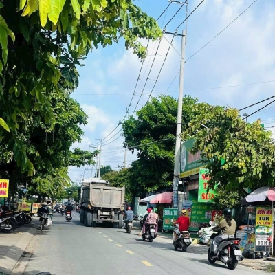 Nhà MT Bùi Văn Ngữ, Xã Thới Tam Thôn, Huyện Hóc Môn, MT 15m, Ngang 9x50m, NH, Cn 520 m2, trệt 2 lầu, 2 sổ hồng, 36 tỷ TL
