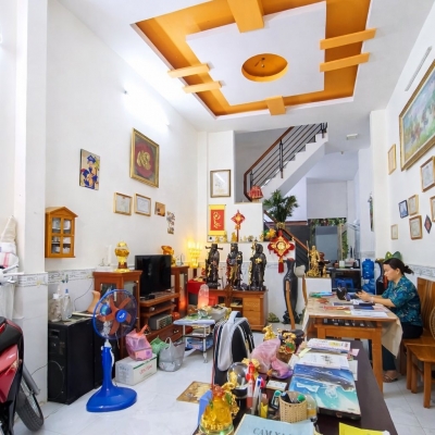 GIÁP AEON TÂN PHÚ – KỀ KÊNH THAM LƯƠNG – SẴN DÒNG TIỀN – 2 TẦNG 98M² NGANG 4.2M CHỈ 8.X