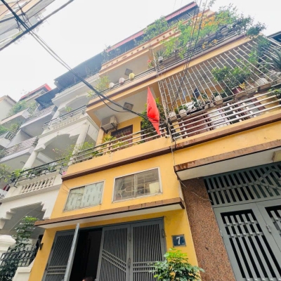 CẦN THANH KHOẢN GẤP, TOÀ NHÀ 4 TẦNG MẶT PHỐ VƯƠNG THỪA VŨ