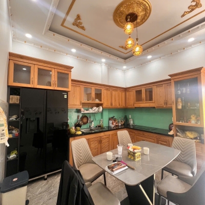 Bình Tân: Bán nhà 4 tầng, 59m2 Liên Khu 4-5, 4PN, sổ hồng, giá 7.5 tỷ, vị trí đẹp, tiện ích đầy đủ, liên hệ 0935911385!