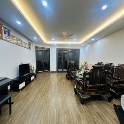 [Hiếm] bán nhà Văn Cao Thụy Khuê gần phố gần ô tô, 75m mặt tiền 5m, chỉ 16 tỷ