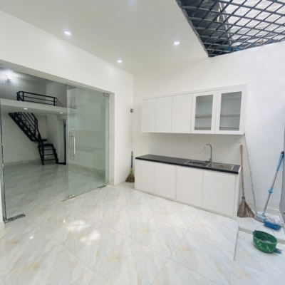 ĐỘI CẤN BA ĐÌNH 36M GẦN PHỐ NHÀ Ở NGAY GIÁ 5 TỶ 500