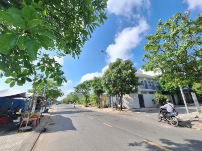 Đất nền 100m, Đào Sư Tích, 6.85 tỷ, cạnh Phú Mỹ Hưng - Quận 7