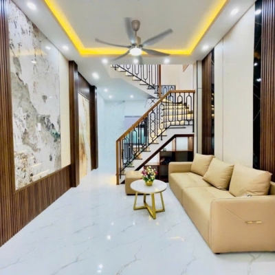 Nhà mới 2 tầng Full nội thất 21m2, Vuông – Đỗ Thúc Tịnh GV
