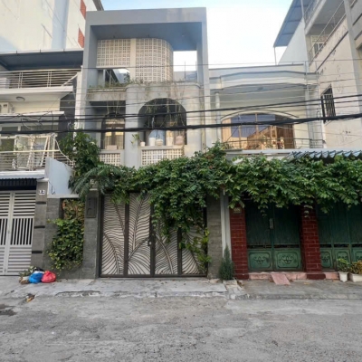 BÁN NHÀ MẶT TIỀN 3 TẦNG PHAN ĐÌNH PHÙNG, PHƯỜNG NHA TRANG (Vị trí đắc địa - Giá tốt)