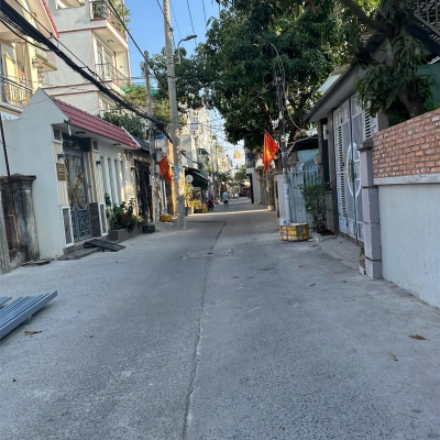 GIÁ 4.x TỶ- HUỲNH TẤN PHÁT- NHÀ MỚI- DT 4 x 19- 4 PN, SHR- HOÀN CÔNG- GẦN HOÀNG QUỐC VIỆT