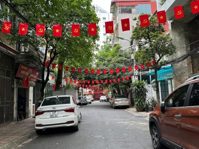 Bán nhà ngõ 105 Xuân La – phân lô ô tô vòng quanh, sát Ngoại Giao Đoàn, chỉ 12 tỷ