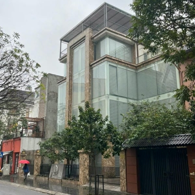 Bán toà nhà VP KĐT Trung văn Hancic. DT 210m x 5 tầng. Giá 55,5 tỷ.LH: 0964769634