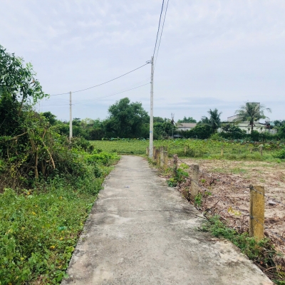 Bán 11.75m x 25m đất full thổ cư Hẻm Lê Minh Công, LaGi giá rẻ 1 tỷ gần Biển