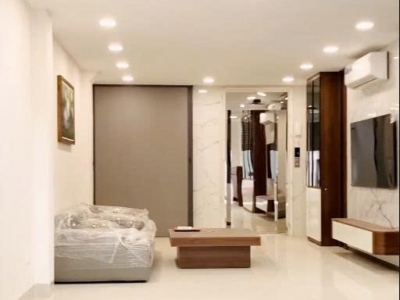 Cho thuê nhà 6 tầng x thang máy 50m cực đẹp tại ngõ 572 Ngọc Thụy
