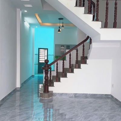 NHÀ MỚI 3 TẦNG 4 X 32M TÂN CHÁNH HIỆP QUẬN 12 HẺM XE HƠI ĐỖ CỬA SHR