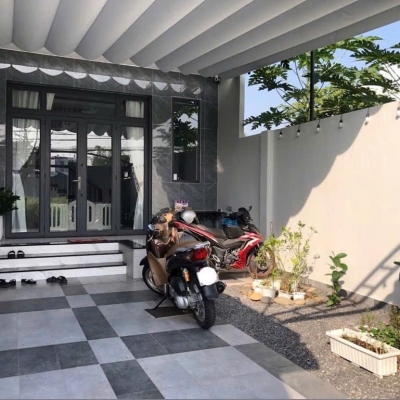 BÁN NHÀ 2 TẦNG – 5M X 27M – CÓ SÂN TRƯỚC SAU THOÁNG MÁT. LH:0988736135