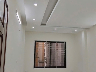 CHO THUÊ NHÀ NGÕ 5xx KIM MÃ – BA ĐÌNH  52M² × 5 TẦNG  8 PHÒNG  25 TRIỆU/THÁNG