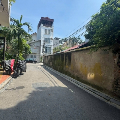 Hiếm ! Bán đất ngõ 532 Ngọc Thuỵ 52m2, oto 7 chỗ ra vào thoải mái, giá đầu tư. LH 0936123469