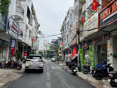 BÁN NHÀ MẶT TIỀN ĐƯỜNG HOA, P. 2, QUẬN PHÚ NHUẬN, TP. HỒ CHÍ MINH.