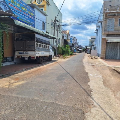 Chỉ 1,5 Tỷ thôi Đất TP. Long Khánh 184m2 ngay chợ, Vị trí đẹp, dân cư đông, đường nhựa to,
