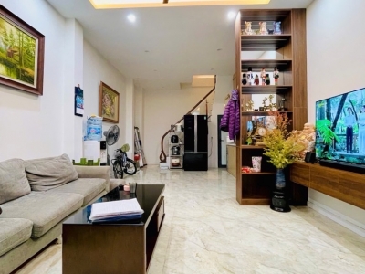 NGỌC HÀ DT 38M x5 TẦNG 12 TỶ,CÁCH PHỐ 50M,NGÕ BA GÁC,GẦN LĂNG BÁC,NHÀ ĐẸP