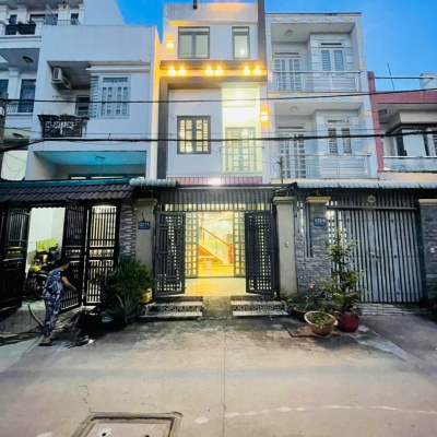 NHÀ SÁT MẶT TIỀN TX22, 1 XẸC HẺM 7M, 3 LẦU FULL NỘI THẤT