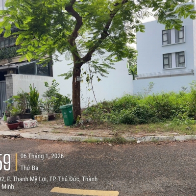 Bán gấp nền biệt thự góc 2 mặt tiền khu Villa Thủ Thiêm, diện tích 275.6m2, đối diện công viên, giá 265tr