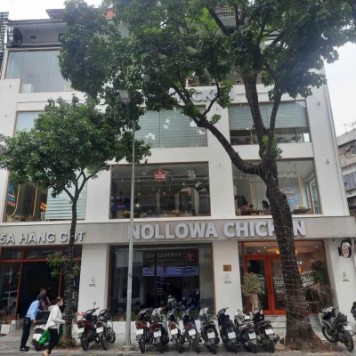 MẶT PHỐ CỔ PHỐ  FULL THỔ CƯ PHỐ HÀNG CÓT  KHÁCH NHÉ 
- VỈA HÈ RỘNG - KINH DOANH - KHÔNG LỖI PHONG THUỶ - THANG MÁY - LÔ GÓC
