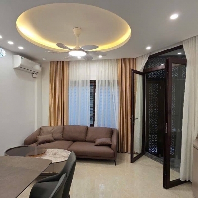 NHỈNH 12 TỶ MỘT CHÚT – MUA ĐƯỢC NHÀ 5 TẦNG THANG MÁY NGAY TRẦN DUY HƯNG. TẶNG FULL NOI THAT