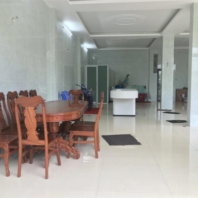 Cho thuê mặt bằng nhà đẹp rộng 10x12m kđt chí linh, tpvt