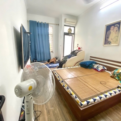 Bán nhà mặt phố vĩnh tuy 5 tầng dân xây ô tô dừng đỗ kinh doanh ngày đêm hai bà trưng