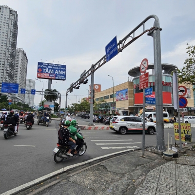 Sát mặt tiền Lotte Mart 
Tân Hưng Q7 Ngang 4 x12
có 4 TỶ NHÀ MỚI