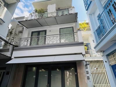 T1801 ???? Nhà Huỳnh Văn Bánh Phú Nhuận, SHR, Nở hậu, 4.1x6.5m, 5.x tỷ