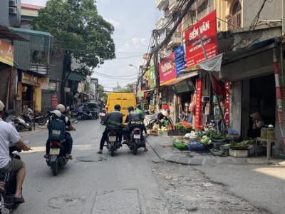 Cần tiền kinh doanh cần bán nhà ngõ 168 kim giang hoàng mai