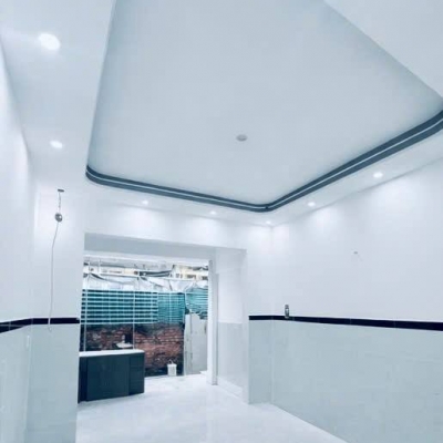 Bán nhà Bà Điểm, Tp.HCM. Giá 3,2 Tỷ. KT 4m x 13m, nở hậu 4,8m.