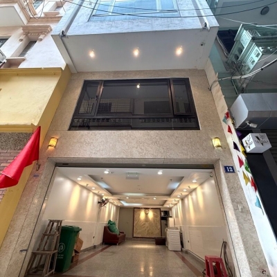 Bán nhà đẹp Ngô Gia Tự- Phân Lô-Kinh Oanh- Oto 75m 5 tầng- thang máy- nhỉnh 12 tỷ(TL)