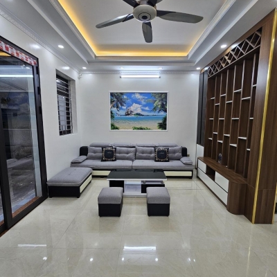 ???? Nhà mới 5 tầng thang máy - view hồ cực mát – khu phân lô cán bộ yên tĩnh - Diện tích 68m² – mặt tiền 6m – 6PN khép kín