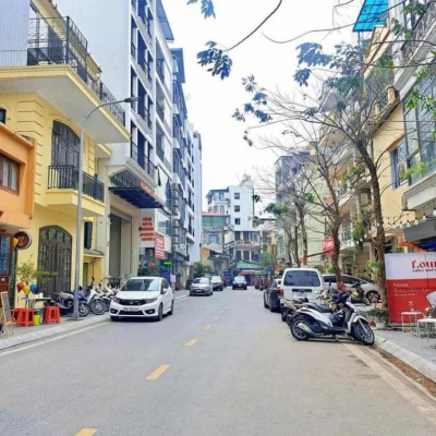 Siêu hiếm, bán nhà mặt phố Nguyễn Công Hoan, 75m, kinh doanh đỉnh, chỉ 26 tỷ
