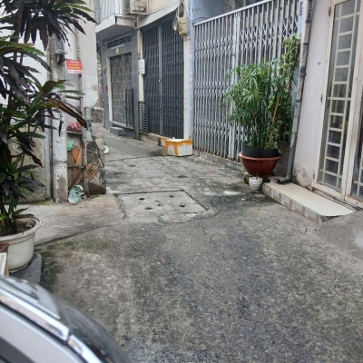 Nhà hẻm 109/1 Phan Tây Hồ, Phường 9, Phú Nhuận, Hẻm 3m, 5,8x24m, Cn 145,2 m2, Cấp 4, 12,5 tỷ TL