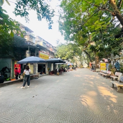 TẬP THỂ KIM LIÊN TẦNG 1 DT 70M GIÁ 5,1 TỶ,2 MẶT TIỀN,MẶT TIỀN SÂN CHƠI CHO THUÊ KD 60TR/NĂM