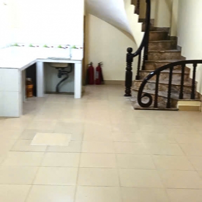 Cho thuê nhà ngõ 48 Trịnh Đình Cửu, 35m2 x 5 tầng x 3 ngủ, 4 WC, 12 Triệu