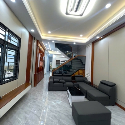 Bán nhà 3 Tầng P.Trấn Biên,Đường nhựa 12M,gần trường THCS Nguyễn Bỉnh Khiêm