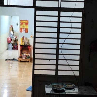 # Nhà kiệt rộng sát MT Nguyễn Như Hạnh, 95m2, C4 sạch, 2.xx tỷ
