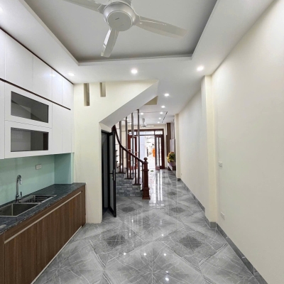 Nhà tôi chuyển vào HCM cần bán nhà Yên Hòa, Cầu Giấy, Hà Nội