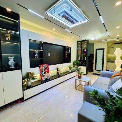 NHÀ 30M - TRUNG TÂM QUẬN HAI BÀ TRƯNG- SÁT PHỐ CỔ - CHỈ 150M RA MẶT PHỐ TRẦN KHÁT CHÂN - 5 TẦNG 3 NGỦ - FULL NỘI THẤT ĐẸP LONG LANH. GIÁ 7,9 tỷ
