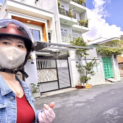 BÁN NHÀ 2 MT XE HƠI THÔNG THOÁNG- NHÀ ĐẸP VÀO Ở NGAY- Đ,TRẦN XUÂN SOẠN THÔNG RA HUỲNH TÂN PHÁT.