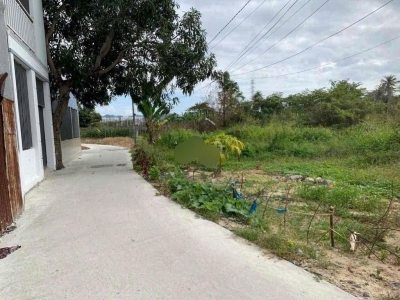 Bán đất đẹp thổ cư Vĩnh Thái tiếp giáp ngay mỹ gia gói 8
+ Diện tích: 133,4m2; ngang 5m x dài 27m;
+ 
Liên hệ 0947.858.195 mr Tuấn