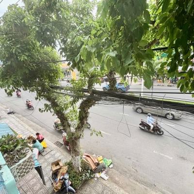 BÁN NHÀ 4 TẦNG MẶT TIỀN ĐƯỜNG 2/4 - HÒN CHỒNG - NHA TRANG