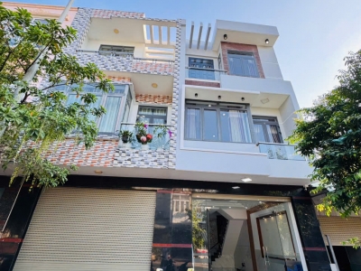 NHÀ MẶT TIỀN VINCOM DĨ AN – ĐƯỜNG 20M-75M² GIÁ 7 TỶ (~93.3TR/M²) –