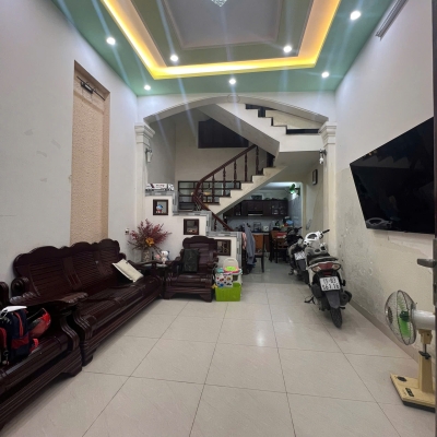 BÁN NHÀ 3,5 TẦNG GẦN PHỦ THƯỢNG ĐOẠN, ĐÔNG HẢI, HẢI AN  HƯỚNG NAM, GIÁ CHỈ 2 TỶ 250 TRIỆU