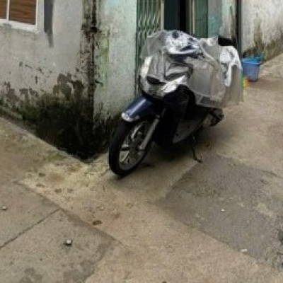 # Nhà Lô Góc kiệt rộng gần MT Điện Biên Phủ, 33m2, C4 cũ, 2.7 tỷ