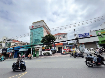 BÁN NHÀ MTKD Đ.CÁCH MẠNG THÁNG 8, QUẬN 3 - 180M2 FULL THỔ CƯ - CHỈ 23T *LH GIANG GIANG: 0938676685